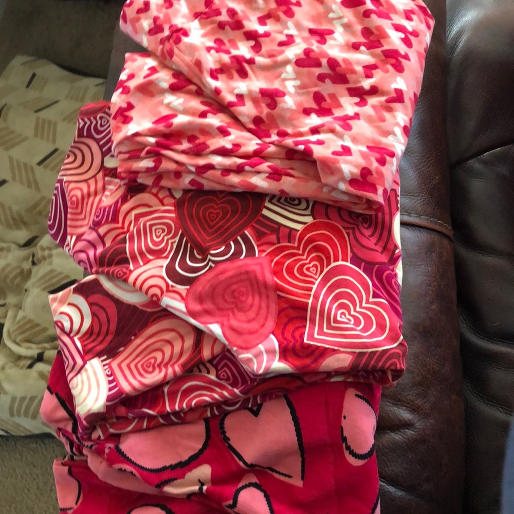 Lularoe Valentines/heart bundle!!! OS